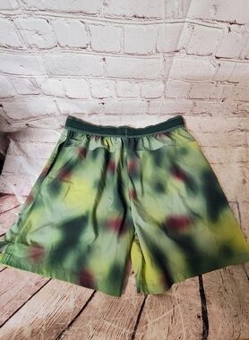 Fabletics Azzure Mens Active Shorts Green Tie Dye Blur L